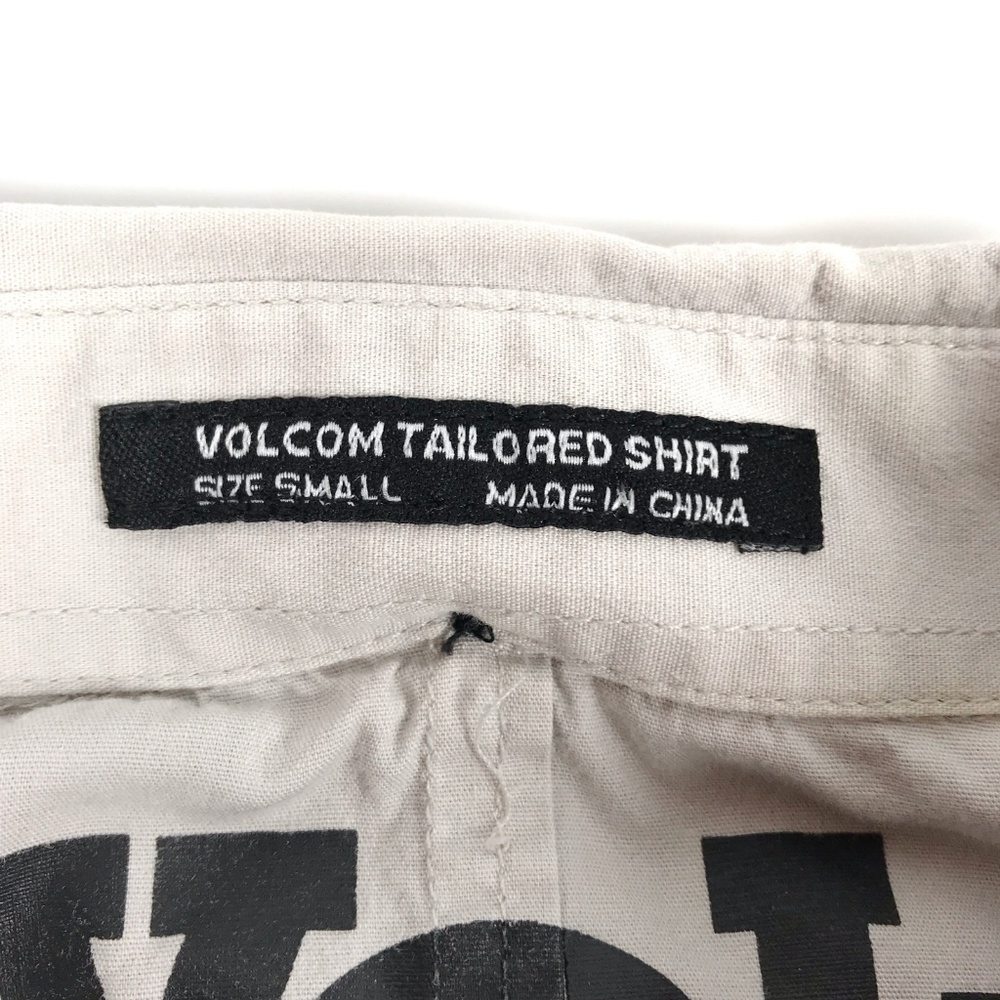 Volcom Tailored L/S Button Down Shirt - image 6